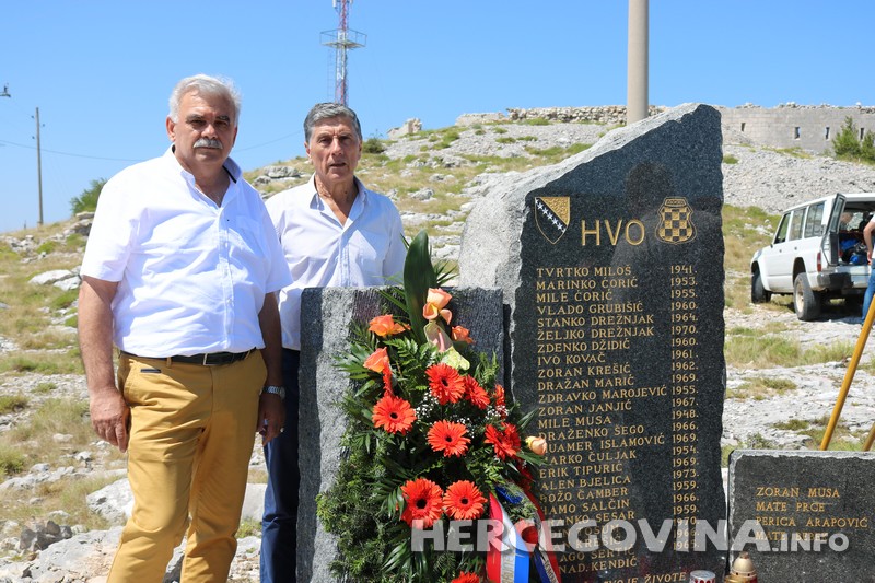 Mostar: Blagosovom spomenika braniteljima na Merdžan glavi zavšene Lipanjske zore