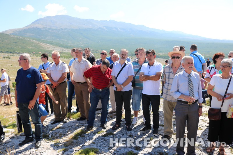 Mostar: Blagosovom spomenika braniteljima na Merdžan glavi zavšene Lipanjske zore