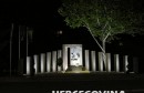 Mostar: Pogledajte noćne snimke spomenika poginulim pripadnicima IV. bojne Tihomir Mišić
