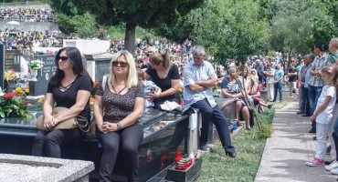 Mostar: Blagoslov polja u groblju sv. Ante - Cim