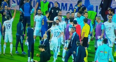 KAOS U ZENICI: Opća tučnjava igrača na kraju