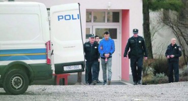 David Komšić bivšu 73 puta ubo nožem