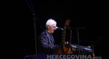 Emotivni Gibonni o Oliveru Dragojeviću: On je najvoljeniji čovjek u našem narodu