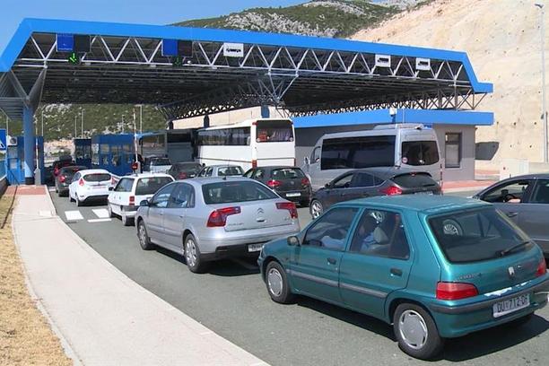 Zbog velikih gužvi Izbjegavajte putovanje od 4 ujutro do 13 sati