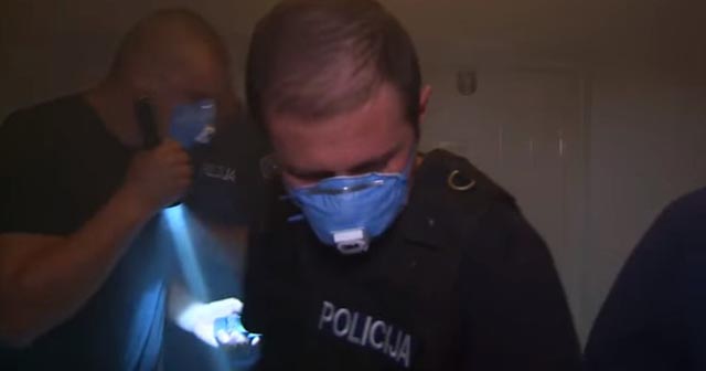 policija
