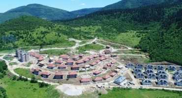 Turistička posjeta ili plansko naseljavanje: Pogledajte film Arapsko proljeće u Zlatnoj dolini