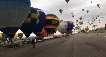 Francuzi postavili rekord u istovremenom uzlijetanju balona