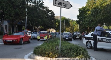 Oldtimeri prodefilirali Čapljinom