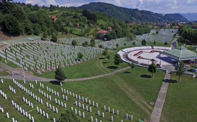Potočari: Ukopana 71 žrtva srebreničkog genocida