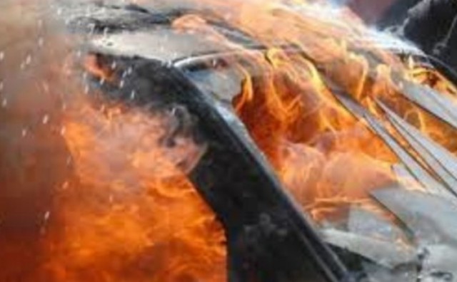U Trebinju izgorio automobil