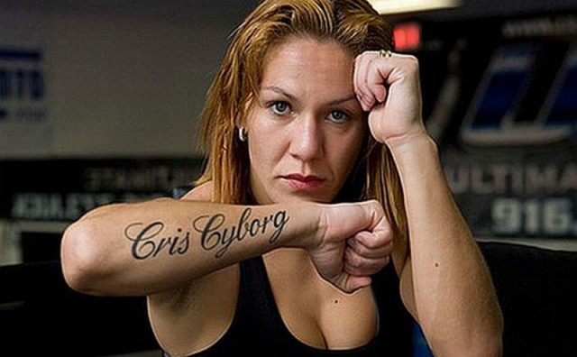 Najopakija žena svijeta uzela UFC titulu: Cris Cyborg  