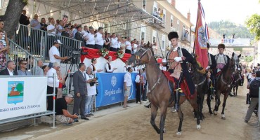  Ivan Bradvica, alkari