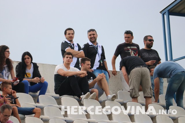 Pogledajte kako je bilo na tribinama stadiona Goška za vrijeme utakmice protiv Zrinjskog