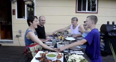 'Moj muž je postao žena. Sada živimo skupa s mojim dečkom'  