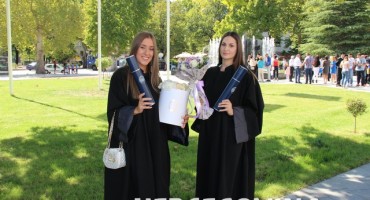 Pogledajte kako je bilo ispred Kosače nakon promocije na Pravnom fakultetu