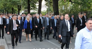 Mostar: Pogledajte mimohod od Dompesa do  HD hercega Stjepana Kosače