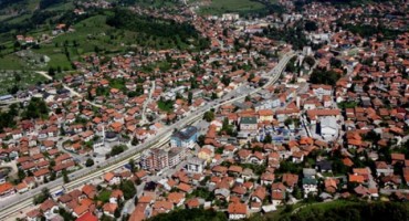 Provaljeno u katoličku crkvu u Gračanici