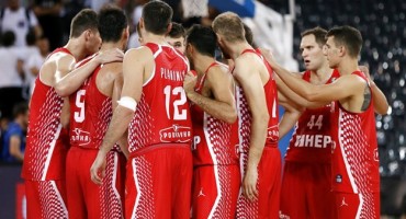 Navijačima oduzimali hrvatske zastave s natpisom bh. gradova