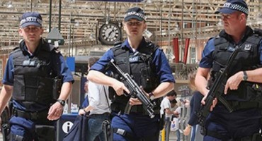 policija london