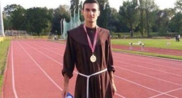 Fra Ivan iz Tomislavgrada među pet najboljih mladih atletičara Europe