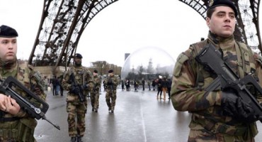 Lažna uzbuna u Parizu: Torba na stanici nije opasna