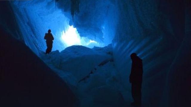U ovim pećinama na Antarktiku temperatura je 25 stupnjeva, ali to nije najčudnije