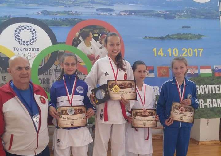 5 odličja za Karate klub Zrinjski u Rami