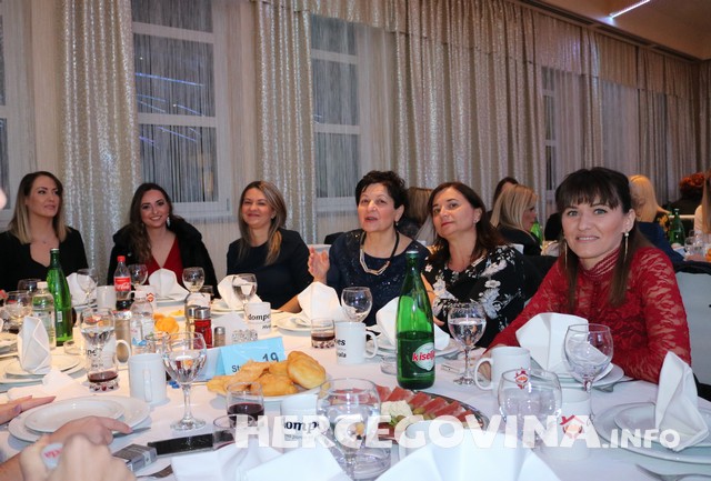 Mostar: Održana Donatorska večera Zajednice žena HDZ BiH Kraljica Katarina Kosača