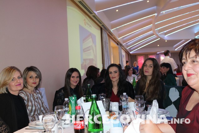 Mostar: Održana Donatorska večera Zajednice žena HDZ BiH Kraljica Katarina Kosača