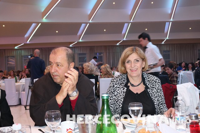Mostar: Održana Donatorska večera Zajednice žena HDZ BiH Kraljica Katarina Kosača