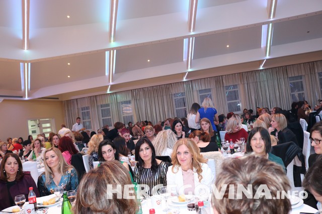 Mostar: Održana Donatorska večera Zajednice žena HDZ BiH Kraljica Katarina Kosača