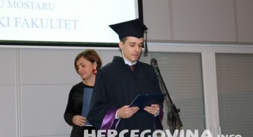 Emotivan govor studenta farmacije na oproštaju od fakulteta koji morate pogledati