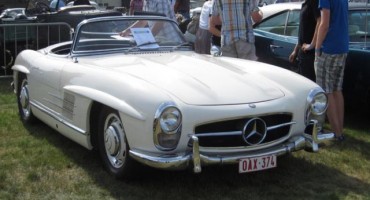 Legendarni 300 SL modeli najveće zvijezde Mercedesove aukcije