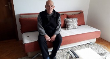 apel za pomoć, pero pehar