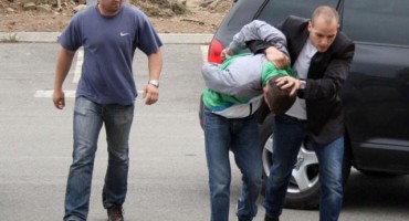 Oteo bivšu djevojku i prijetio da će je ubiti