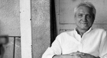 Darko Rundek s ekipom predstavio pjesmu 'Tamni jorgovan'