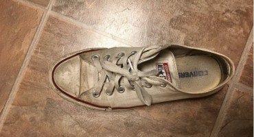 Ovo je najnoviji trik za pranje bijelih tenisica