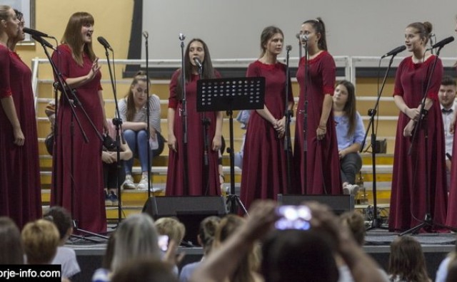 Prvi samostalni koncert ženske klape 'Mir'