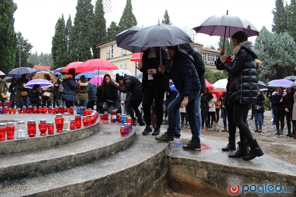 Studenti Sveučilišta Mostar zapalili svijeće za generala Praljka