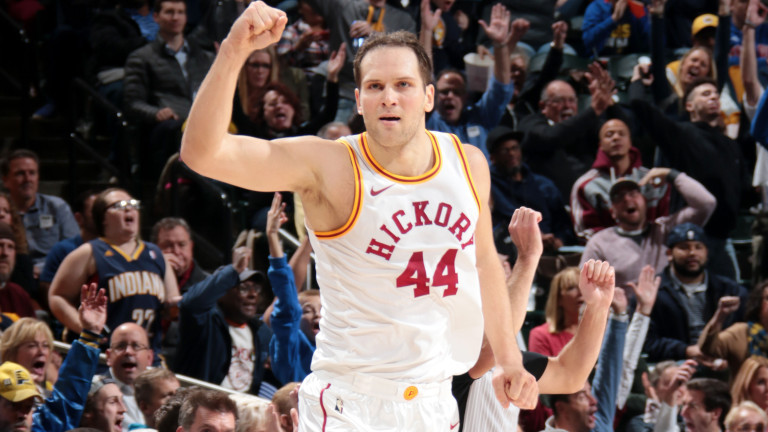 Indiana Pacersi Bojana Bogdanovića bolji od Phoenix Sunsa Dragana Bendera