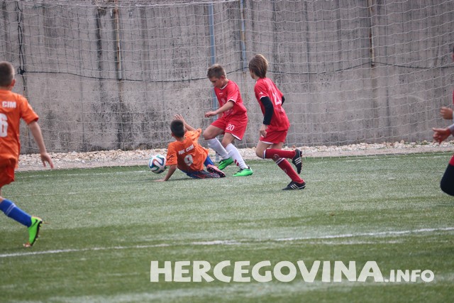 Mostar: Nastavljena hej liga za najmlađe nogometaše