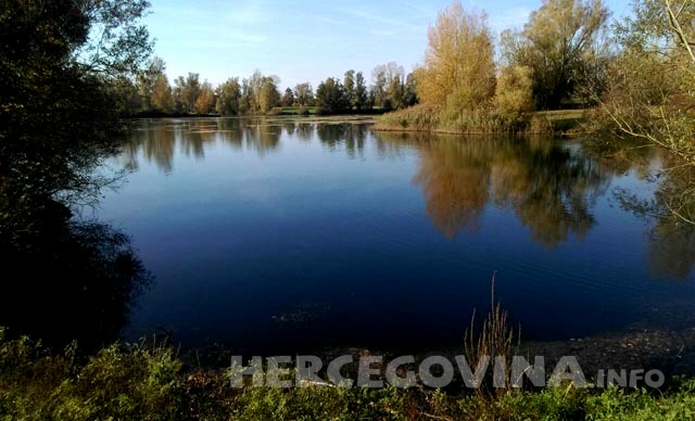 jezero francuska