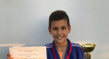 Rino Vrljić najuspješniji poletarac na turniru u Crnoj Gori