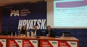 Mladež HDZ BiH organizirala radionicu 'Kako komunicirati u politici'