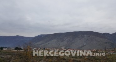 Primjećujete li nešto čudno na slikama Mostara