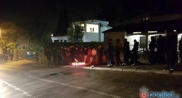 Mostarci zapalili svijeće za tragično preminulog Danijela