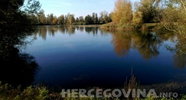 jezero francuska 