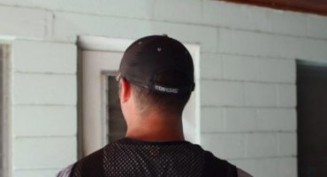 Serijski ubojica sije strah, napada žrtve na autobusnoj postaji