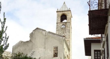 Nacionalni spomenik BiH u Mostaru propada