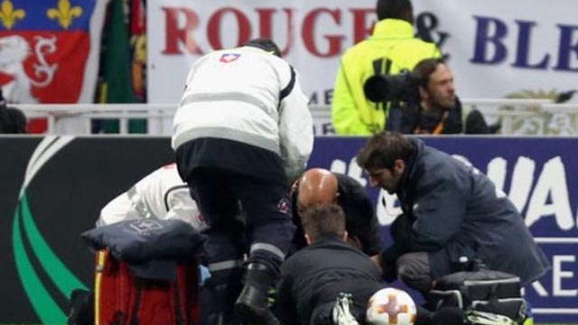 Užas u Lyonu: Nogometaš ostao nepomičan ležati na terenu